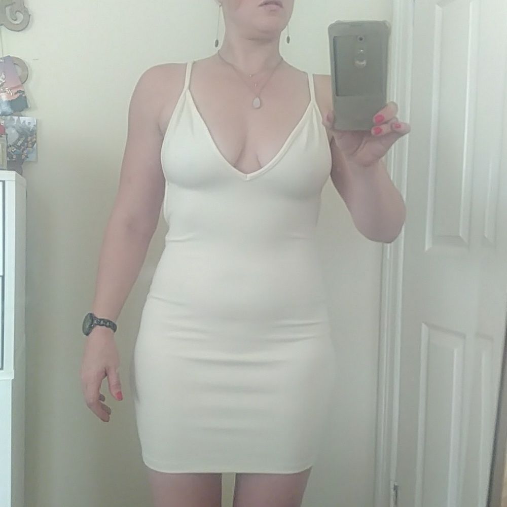 SUMMER Staple!! Cream/white Mini - Layer w/ Kimono